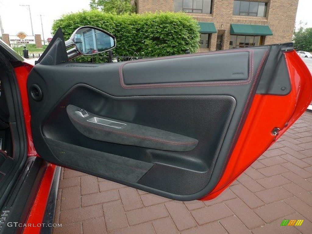 2011 Ferrari 599 GTO Door Panel Photos