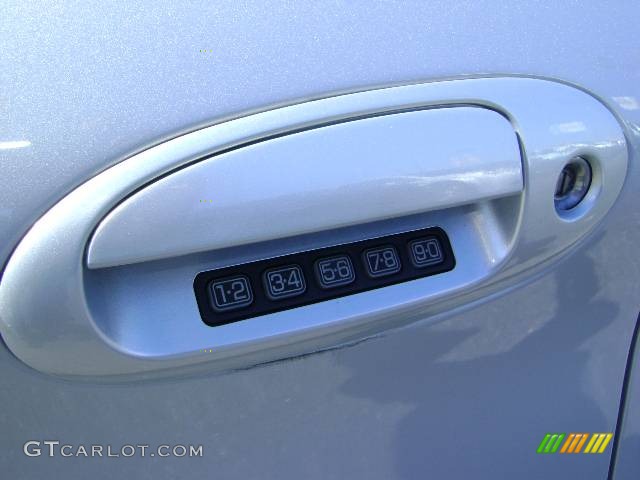 2004 Sable LS Premium Sedan - Silver Frost Metallic / Medium Graphite photo #9
