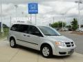 2008 Bright Silver Metallic Dodge Grand Caravan SE  photo #2