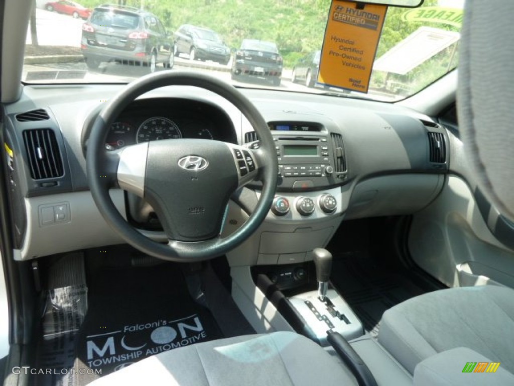 2009 Elantra GLS Sedan - Quicksilver / Gray photo #18