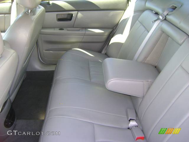 2004 Sable LS Premium Sedan - Silver Frost Metallic / Medium Graphite photo #22