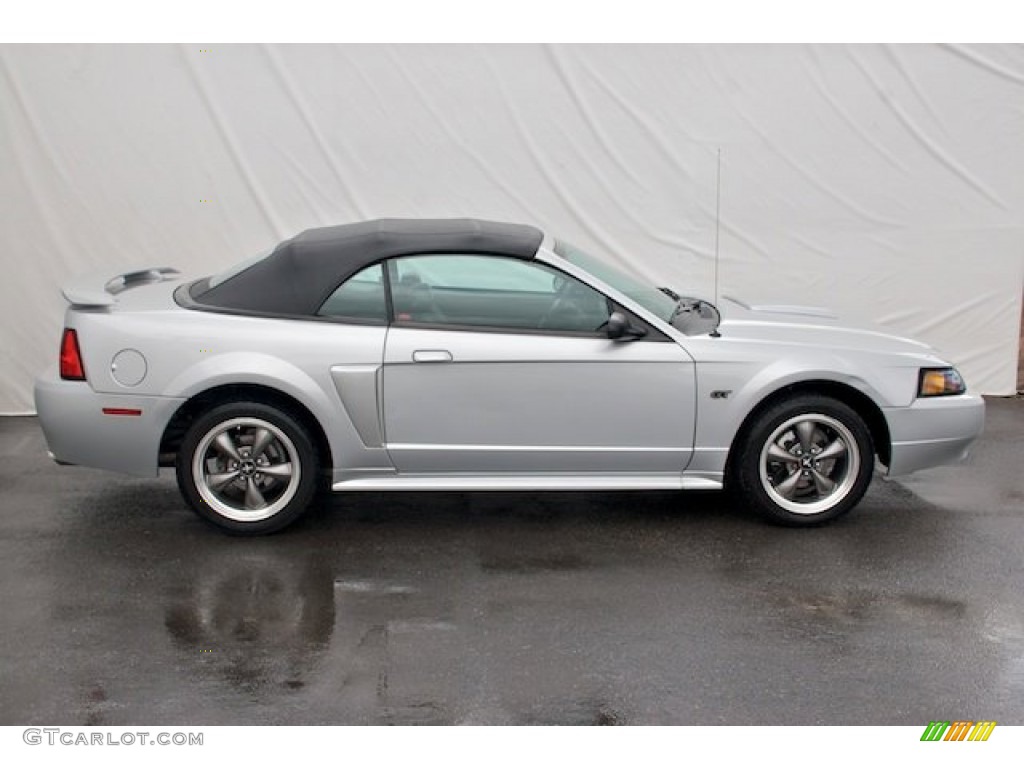 2003 Mustang GT Convertible - Silver Metallic / Dark Charcoal photo #9