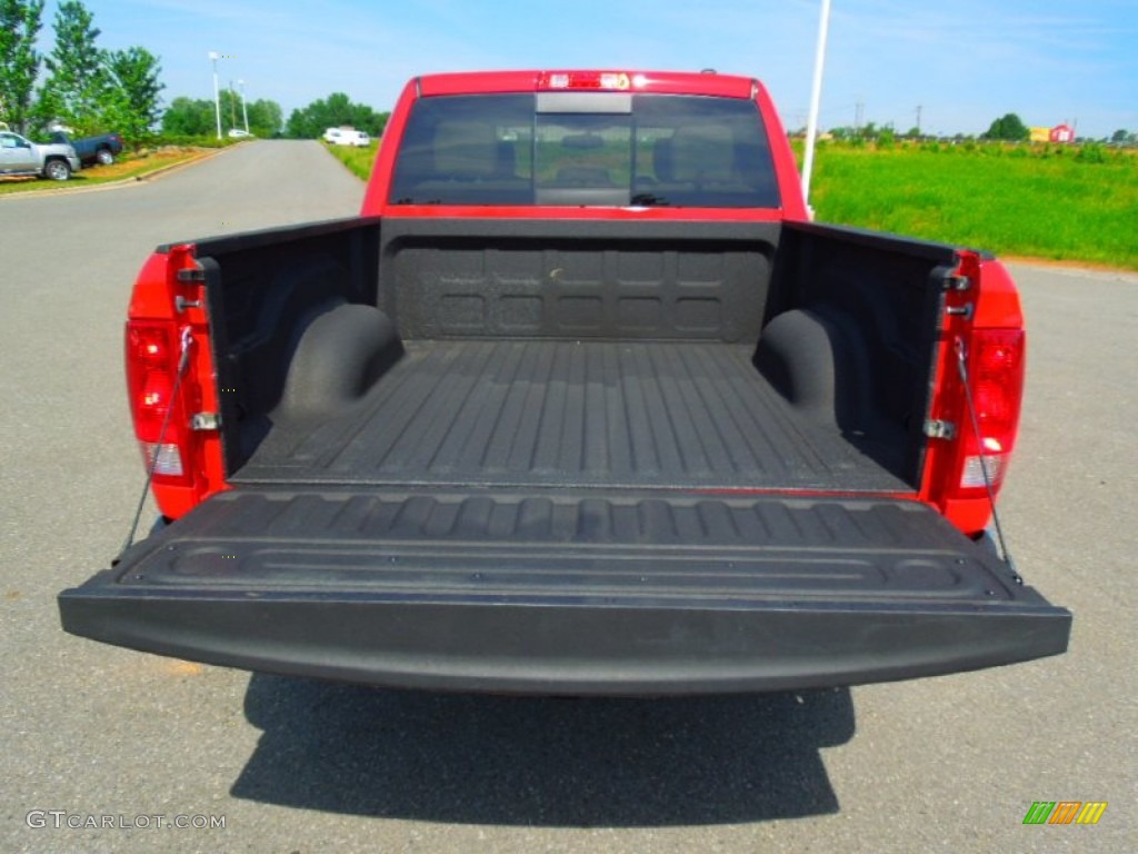 2011 Ram 1500 Laramie Crew Cab 4x4 - Flame Red / Light Pebble Beige/Bark Brown photo #21