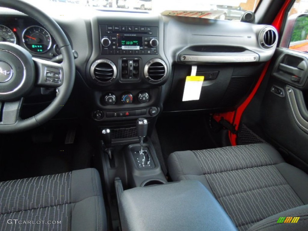 2012 Wrangler Unlimited Sport S 4x4 - Flame Red / Black photo #18