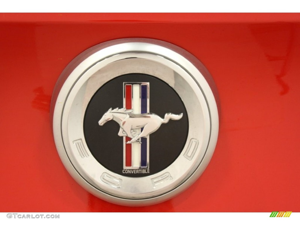 2012 Ford Mustang V6 Convertible Marks and Logos Photos