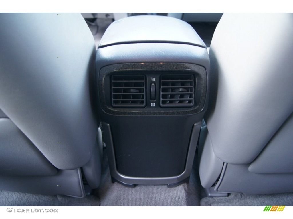 2004 4Runner Limited 4x4 - Titanium Metallic / Stone photo #21