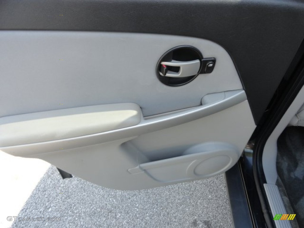 2005 Equinox LS AWD - Black / Light Gray photo #9