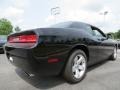 Pitch Black - Challenger SXT Photo No. 3