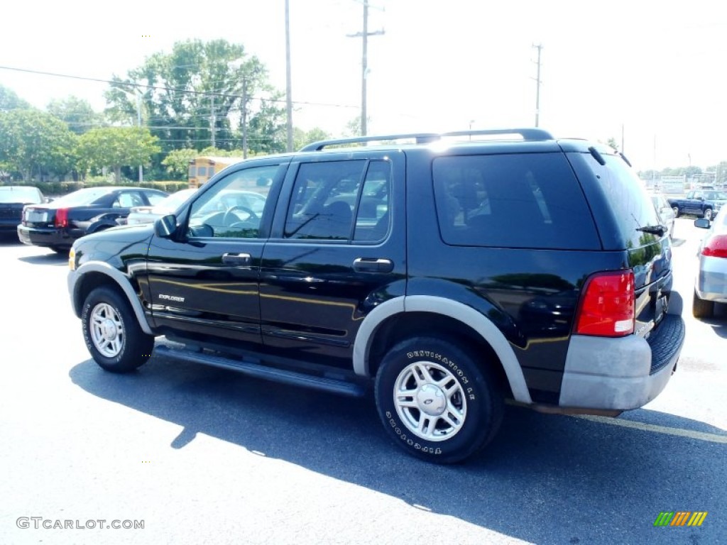 2002 Explorer XLS 4x4 - Black Clearcoat / Medium Parchment photo #5