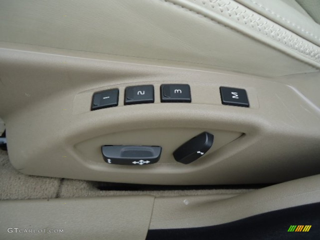 2012 Volvo XC70 3.2 AWD Controls Photo #64816226
