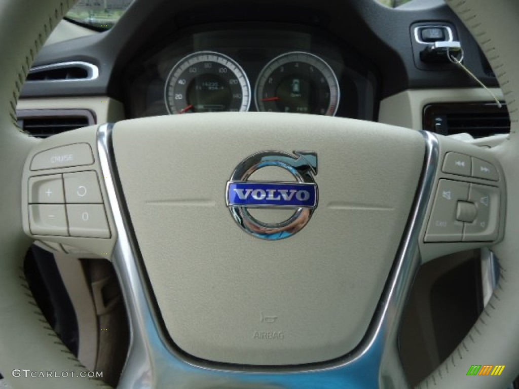 2012 Volvo XC70 3.2 AWD Sandstone Beige Steering Wheel Photo #64816250