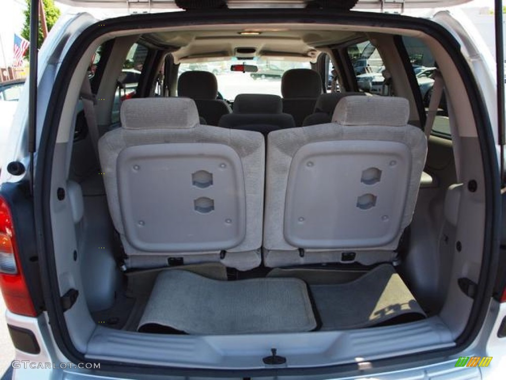 2003 Venture LS - Galaxy Silver Metallic / Medium Gray photo #5