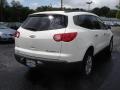 White - Traverse LT AWD Photo No. 4