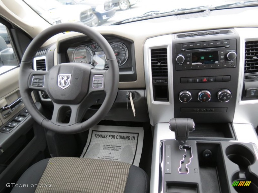 2012 Ram 1500 Big Horn Quad Cab - Bright Silver Metallic / Dark Slate Gray/Medium Graystone photo #10