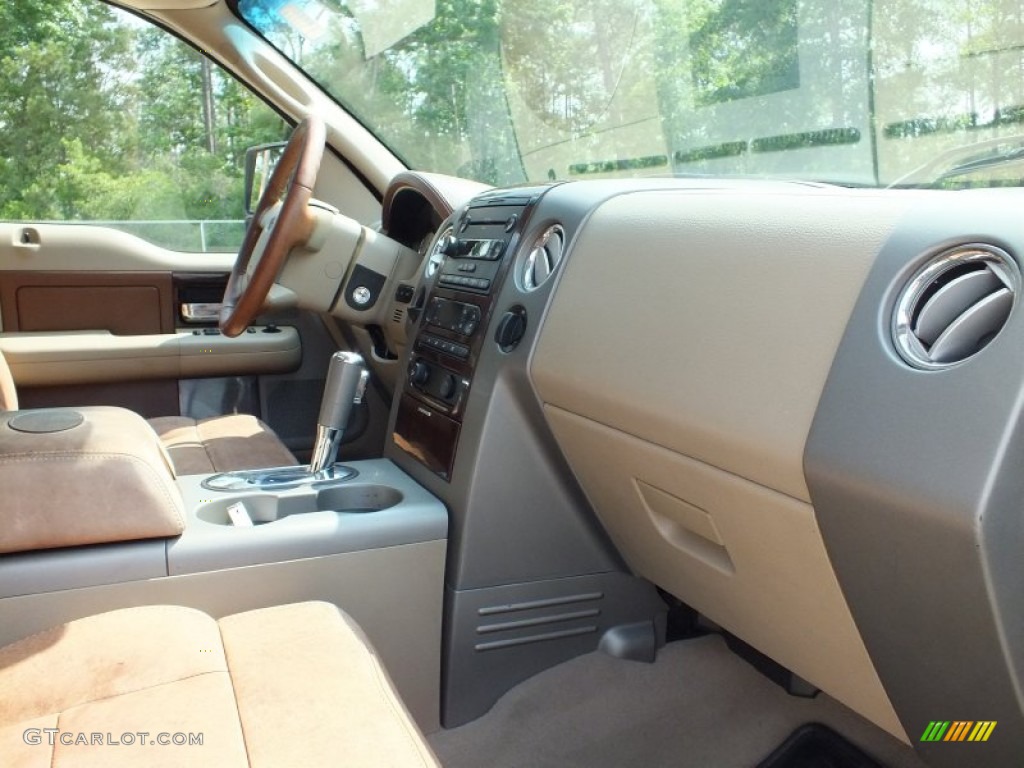 2007 F150 King Ranch SuperCrew - Oxford White / Castano Brown Leather photo #44