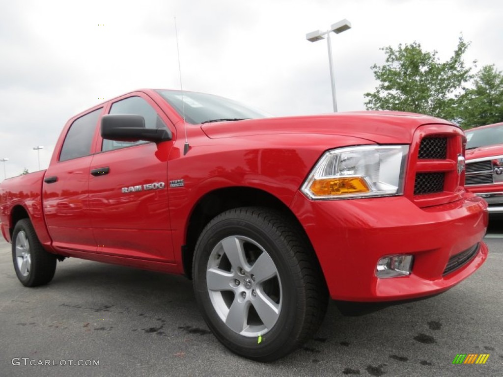 2012 Ram 1500 Express Crew Cab - Flame Red / Dark Slate Gray/Medium Graystone photo #4