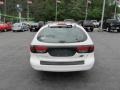 Vibrant White - Taurus SE Wagon Photo No. 3
