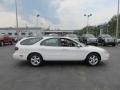 Vibrant White - Taurus SE Wagon Photo No. 4