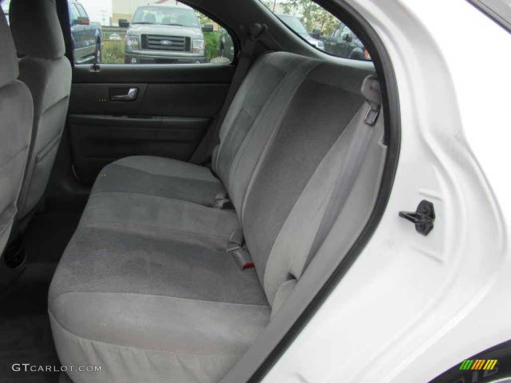 2001 Ford Taurus SE Wagon Rear Seat Photo #64830559