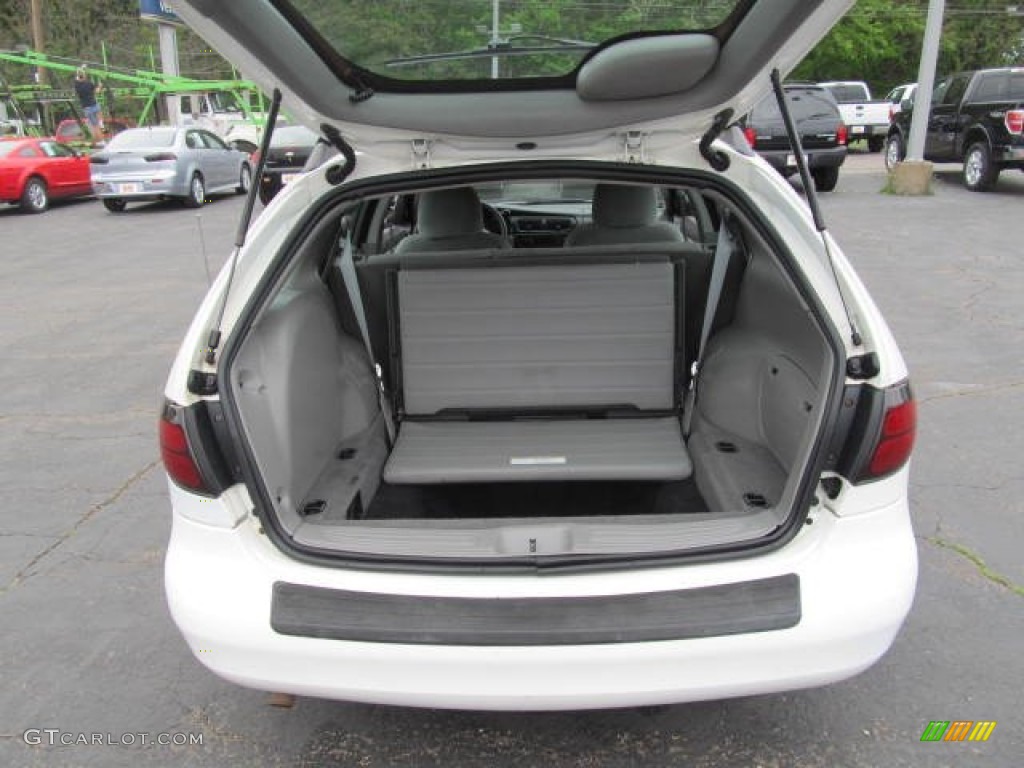 2001 Ford Taurus SE Wagon Trunk Photo #64830568