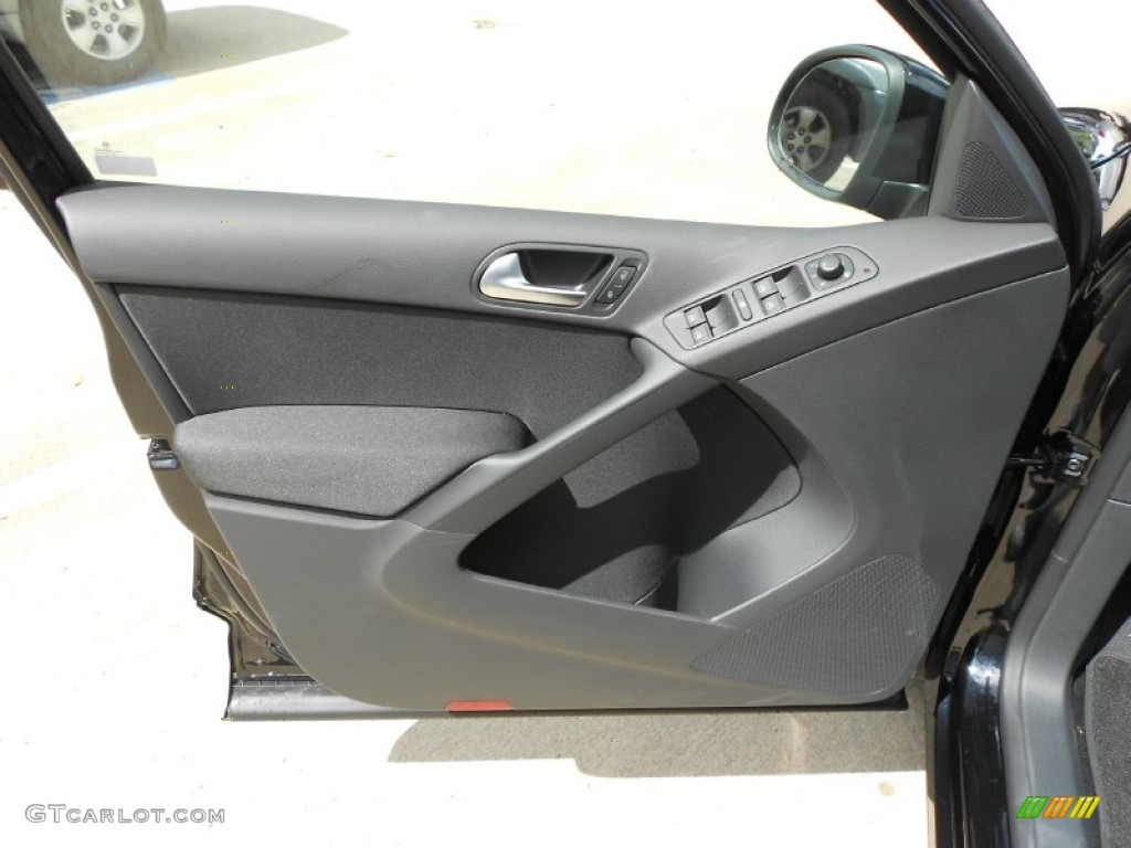 2012 Tiguan S - Deep Black Metallic / Black photo #10