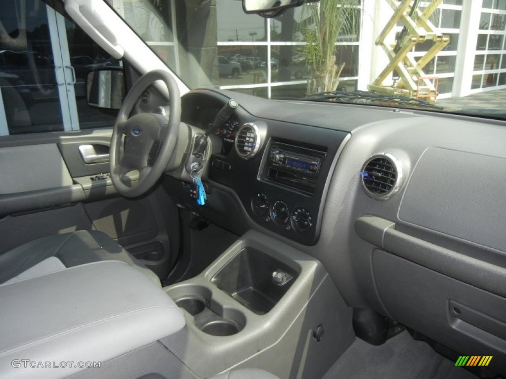2003 Expedition XLT - Silver Birch Metallic / Flint Grey photo #6
