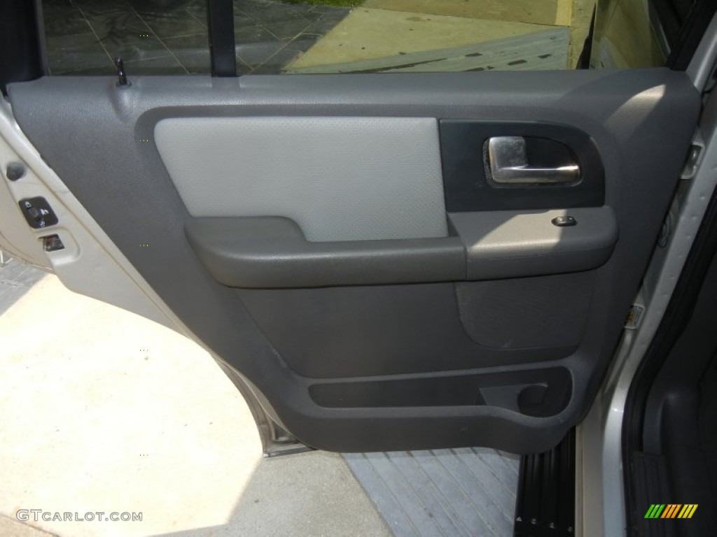 2003 Expedition XLT - Silver Birch Metallic / Flint Grey photo #14
