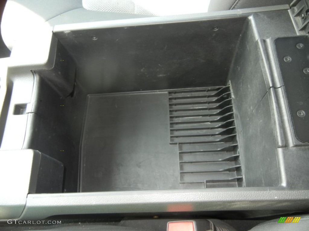 2003 Expedition XLT - Silver Birch Metallic / Flint Grey photo #25