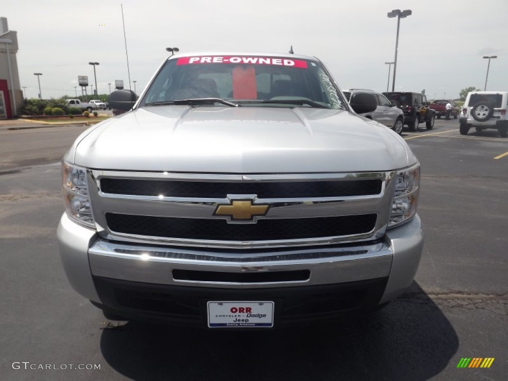 2011 Silverado 1500 LS Crew Cab - Sheer Silver Metallic / Dark Titanium photo #2
