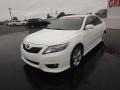 Super White - Camry SE Photo No. 3