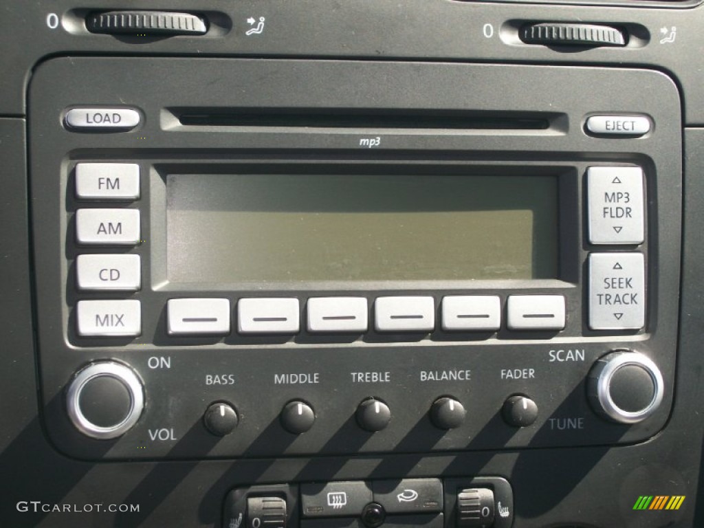 2007 Volkswagen Rabbit 4 Door Audio System Photos