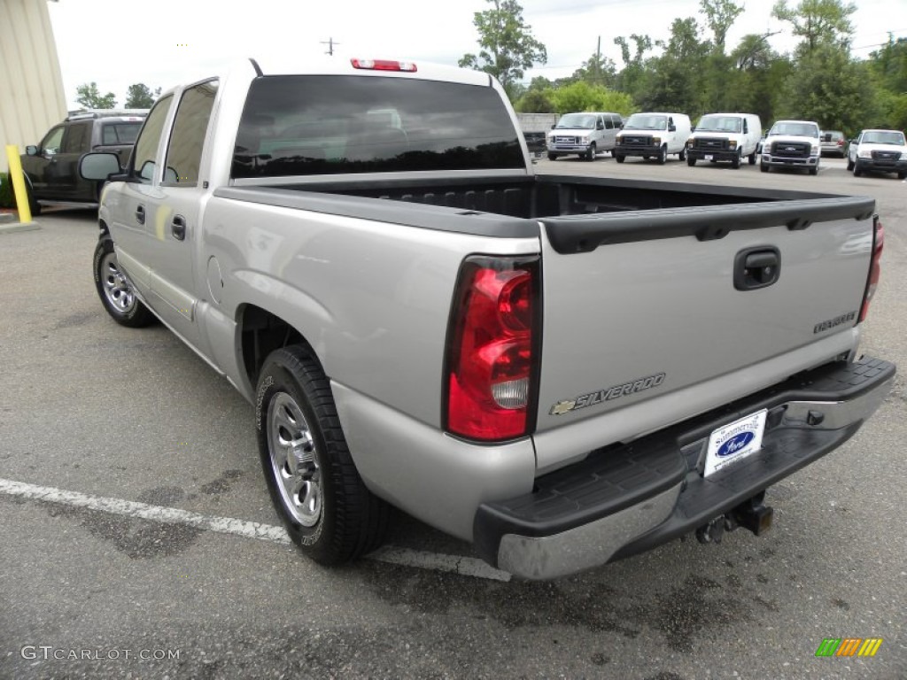 2005 Silverado 1500 LS Crew Cab - Silver Birch Metallic / Medium Gray photo #15