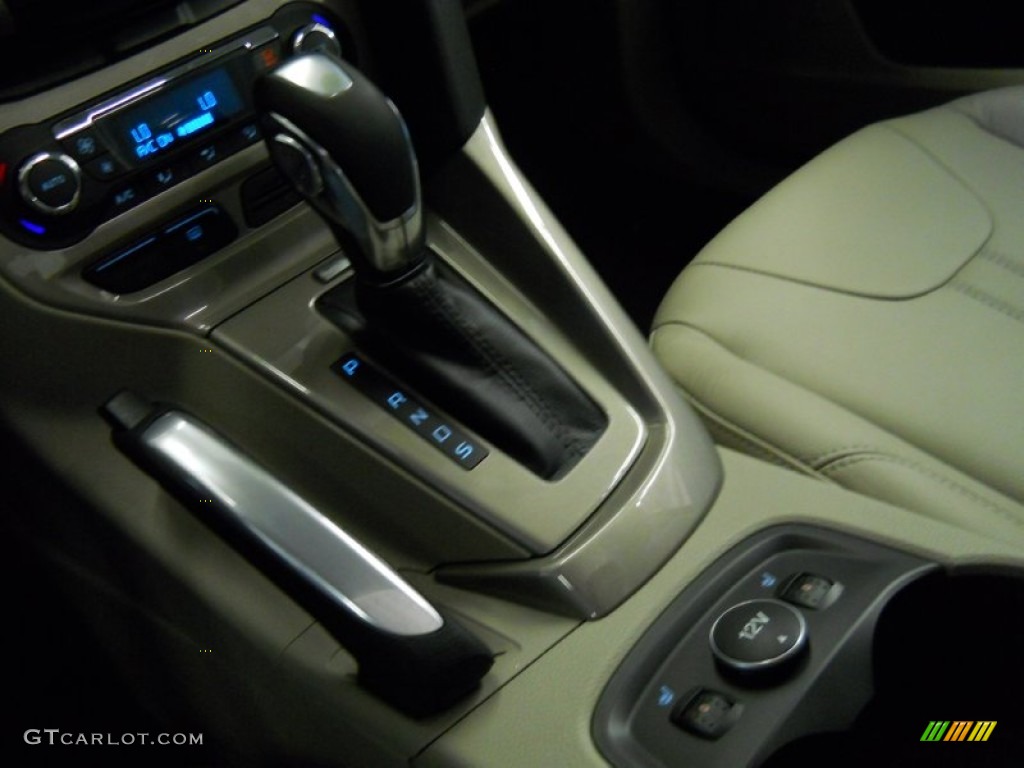 2012 Focus SEL 5-Door - Ingot Silver Metallic / Stone photo #15