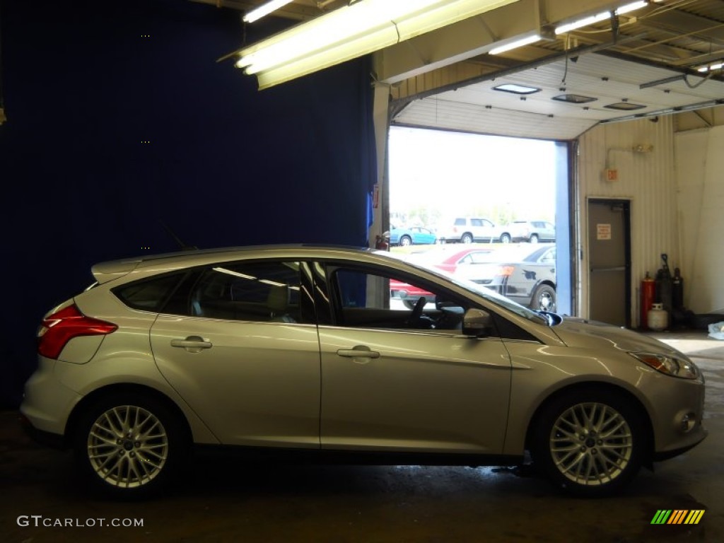 2012 Focus SEL 5-Door - Ingot Silver Metallic / Stone photo #20