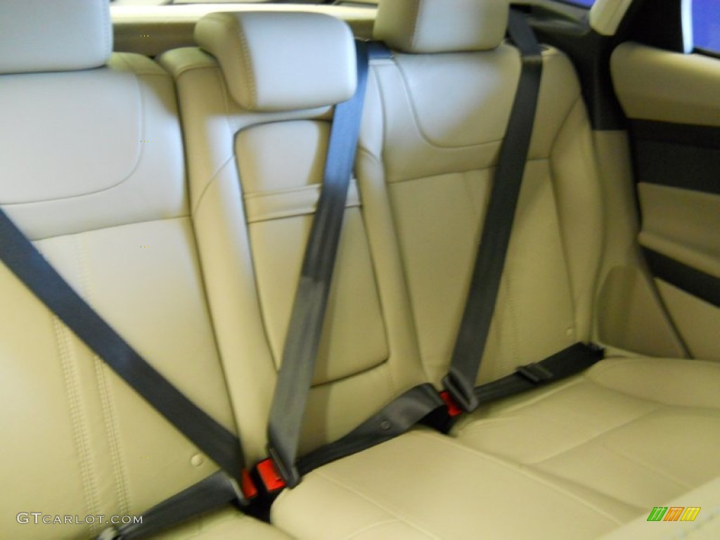 2012 Focus SEL 5-Door - Ingot Silver Metallic / Stone photo #25