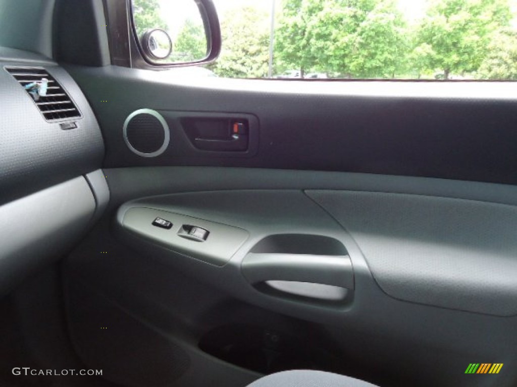 2006 Tacoma V6 TRD Double Cab 4x4 - Desert Sand Mica / Graphite Gray photo #24
