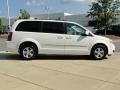 Stone White - Grand Caravan SXT Photo No. 4