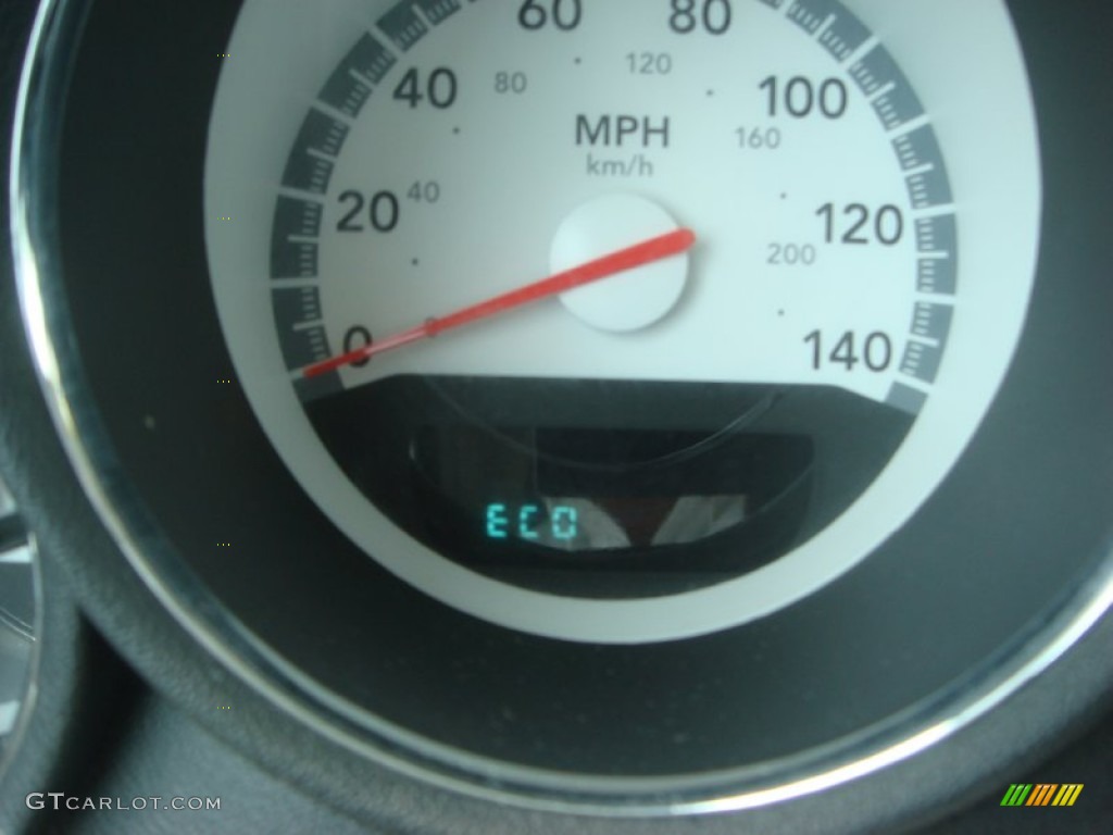 2010 Charger SXT - Stone White / Dark Slate Gray photo #14