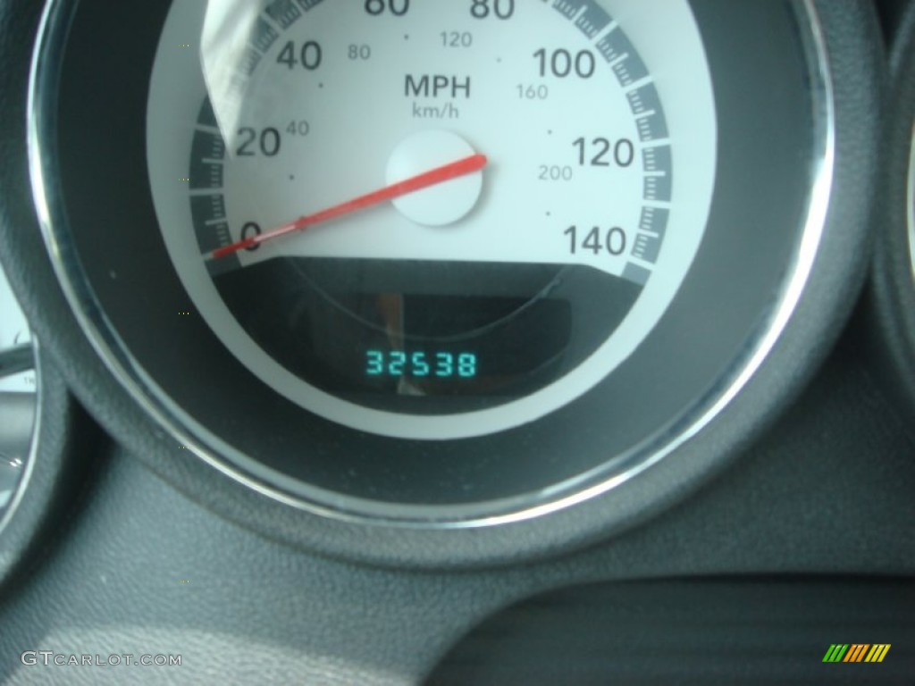 2010 Charger SXT - Stone White / Dark Slate Gray photo #19