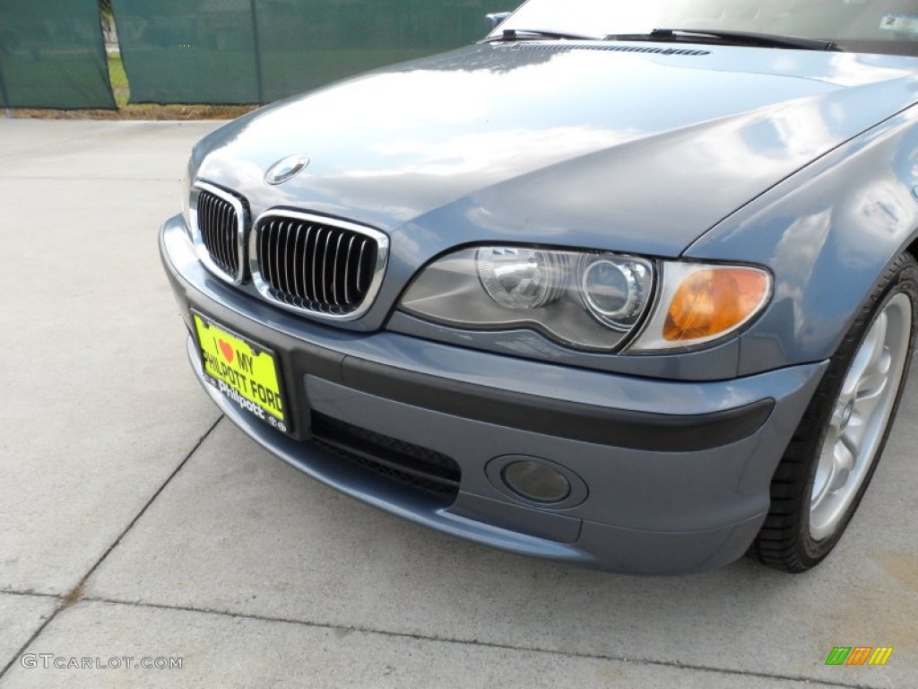 2003 3 Series 330i Sedan - Steel Blue Metallic / Sand photo #10