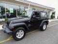 Black - Wrangler X 4x4 Photo No. 2