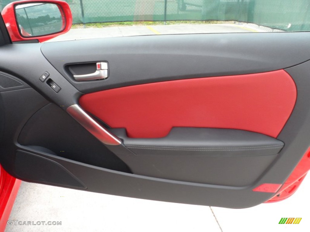 2013 Hyundai Genesis Coupe 3.8 R-Spec Red Leather/Red Cloth Door Panel Photo #64853354