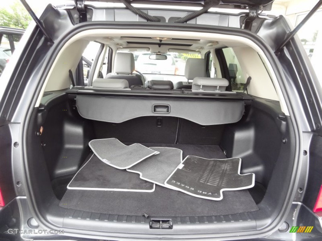 2010 Land Rover LR2 HSE Trunk Photo #64854242
