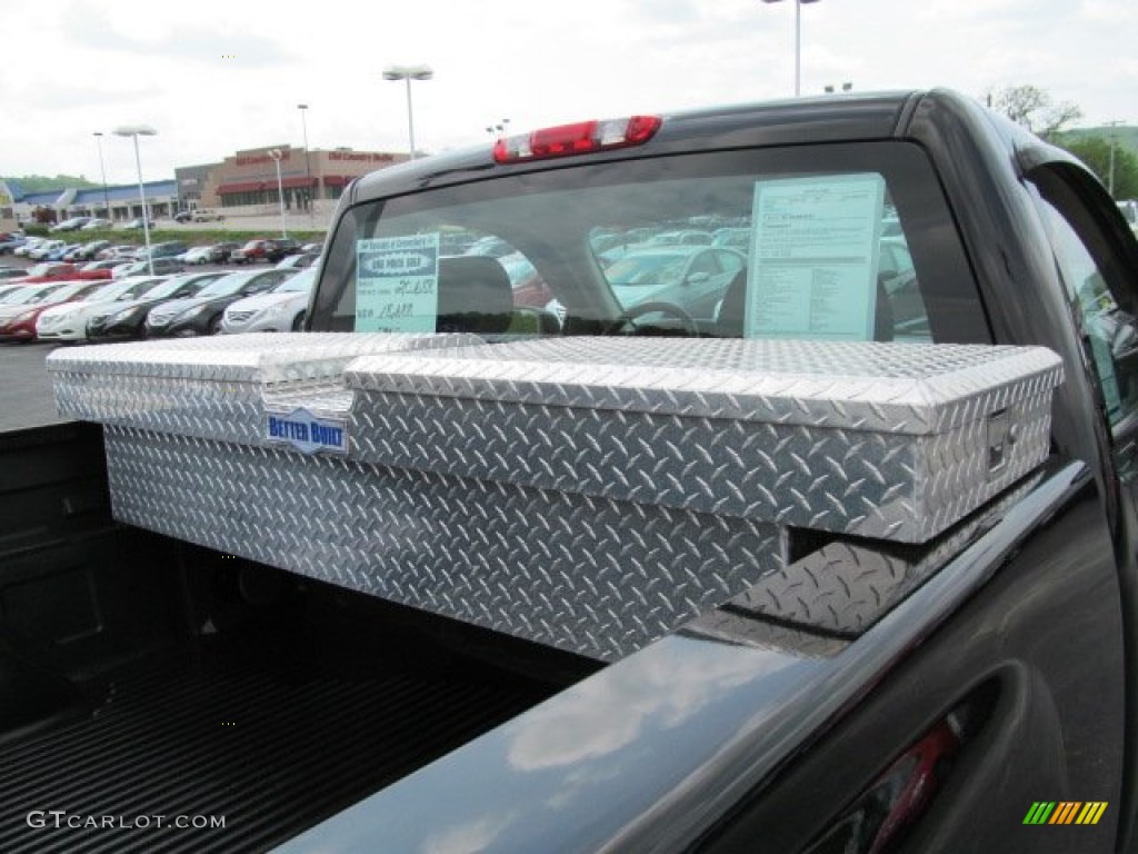 2009 Silverado 1500 LS Regular Cab 4x4 - Black / Dark Titanium photo #5