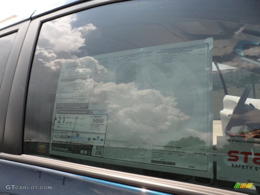 2012 Sienna XLE - South Pacific Pearl / Light Gray photo #42