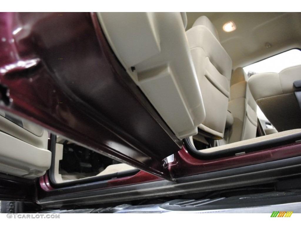 2005 F150 XLT SuperCrew 4x4 - Dark Toreador Red Metallic / Tan photo #61