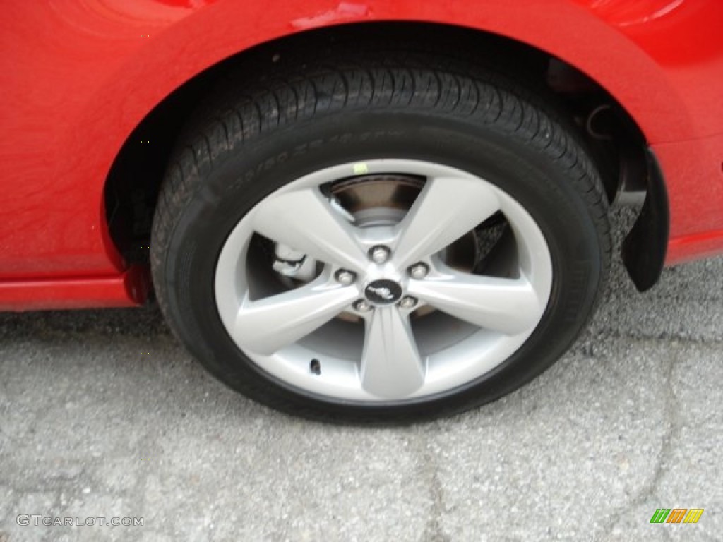 2013 Ford Mustang GT Convertible Wheel Photo #64863575