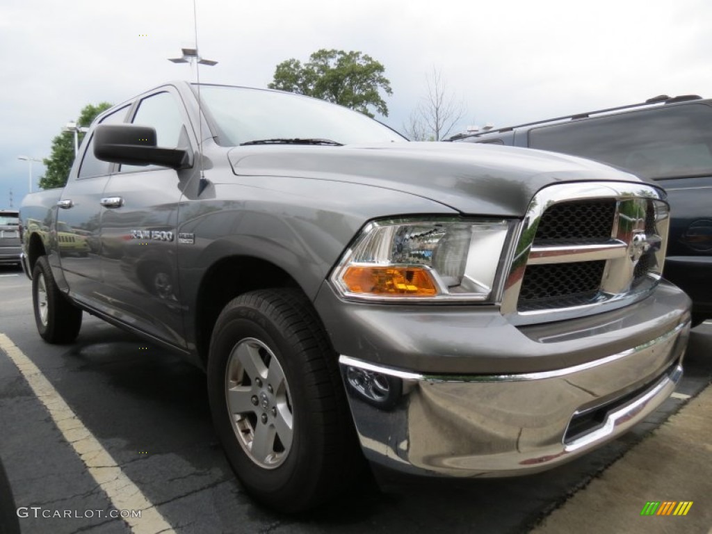 2011 Ram 1500 SLT Crew Cab 4x4 - Mineral Gray Metallic / Dark Slate Gray/Medium Graystone photo #4