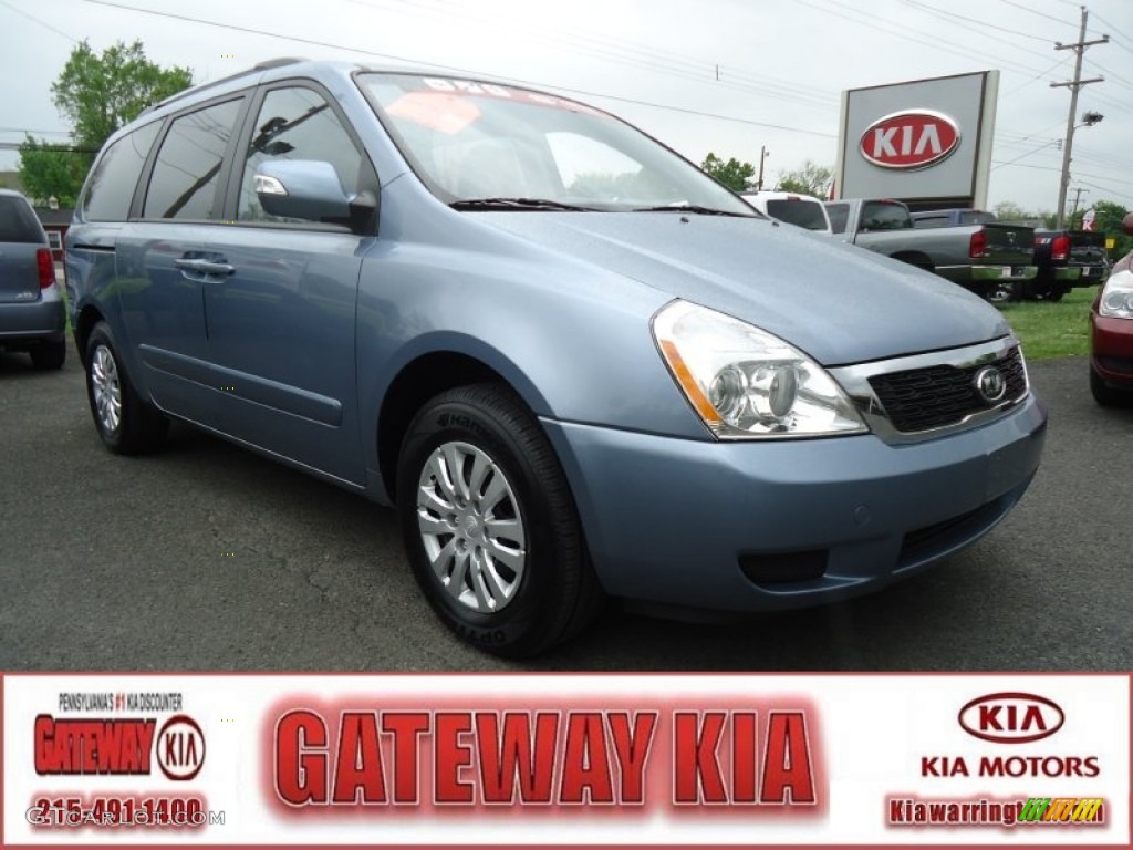 Glacier Blue Kia Sedona