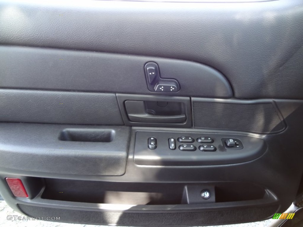 2006 Crown Victoria LX - Black / Charcoal Black photo #18